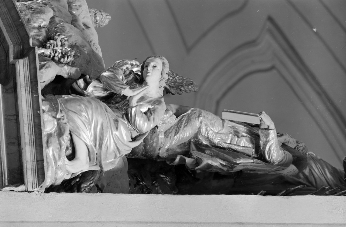 kościół pw. Jana Chrzciciela - Sanktuarium Matki Bożej Grodowieckiej – Jutrzenki Nadziei - wnętrze - ambona - fragment, skan 1