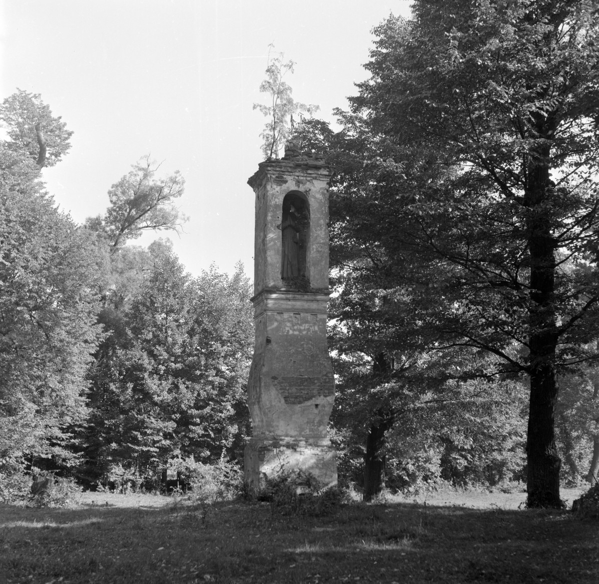 kapliczka przydrożna - słupowa, skan 1