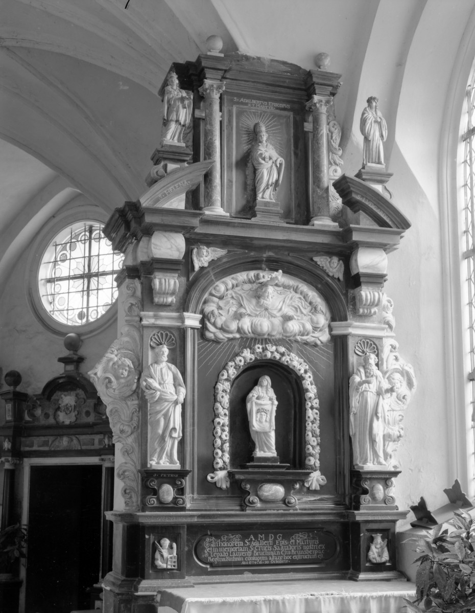 kościół M.B. Królowej - ołtarz boczny "Św. Wojciecha", skan 1