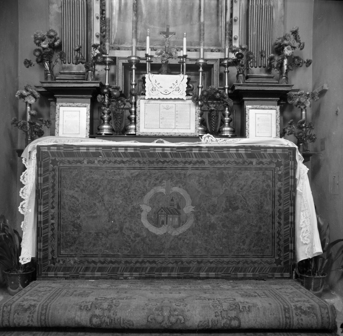 kościół św. Anny - ołtarz boczny, antepedium, skan 1