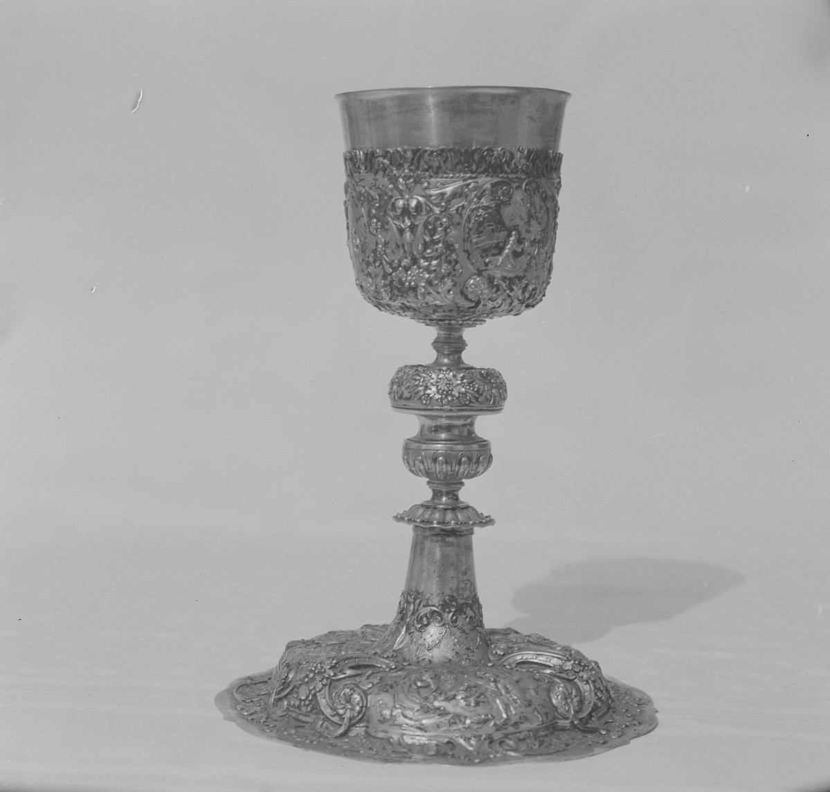 kościół pw. św. Jakuba Apostoła i św. Agnieszki, Dziewicy i Męczennicy - zbiory - kielich /M. Vogelhund/, skan 1