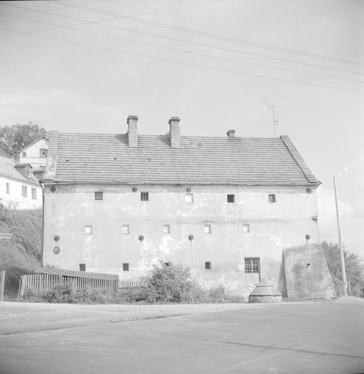 spichlerz, ul. Rybitwy 5 - elewacja boczna, skan 1