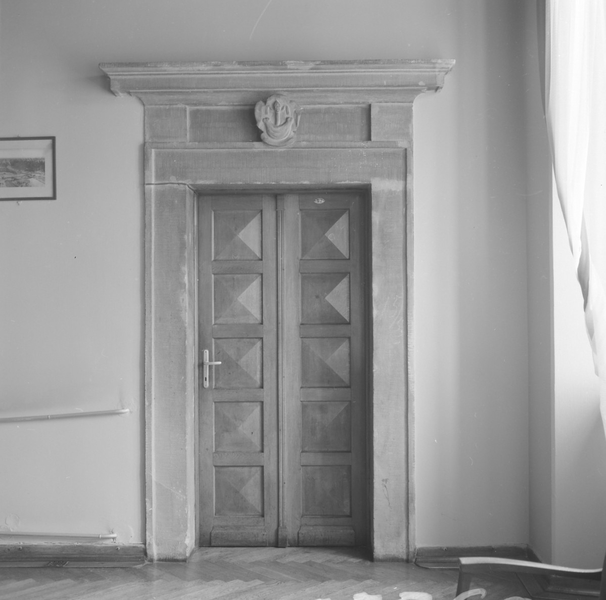 pałac Biskupów Krakowskich - Pierwszy Pokój Biskupi /I p./ - portal do alkierza, skan 1