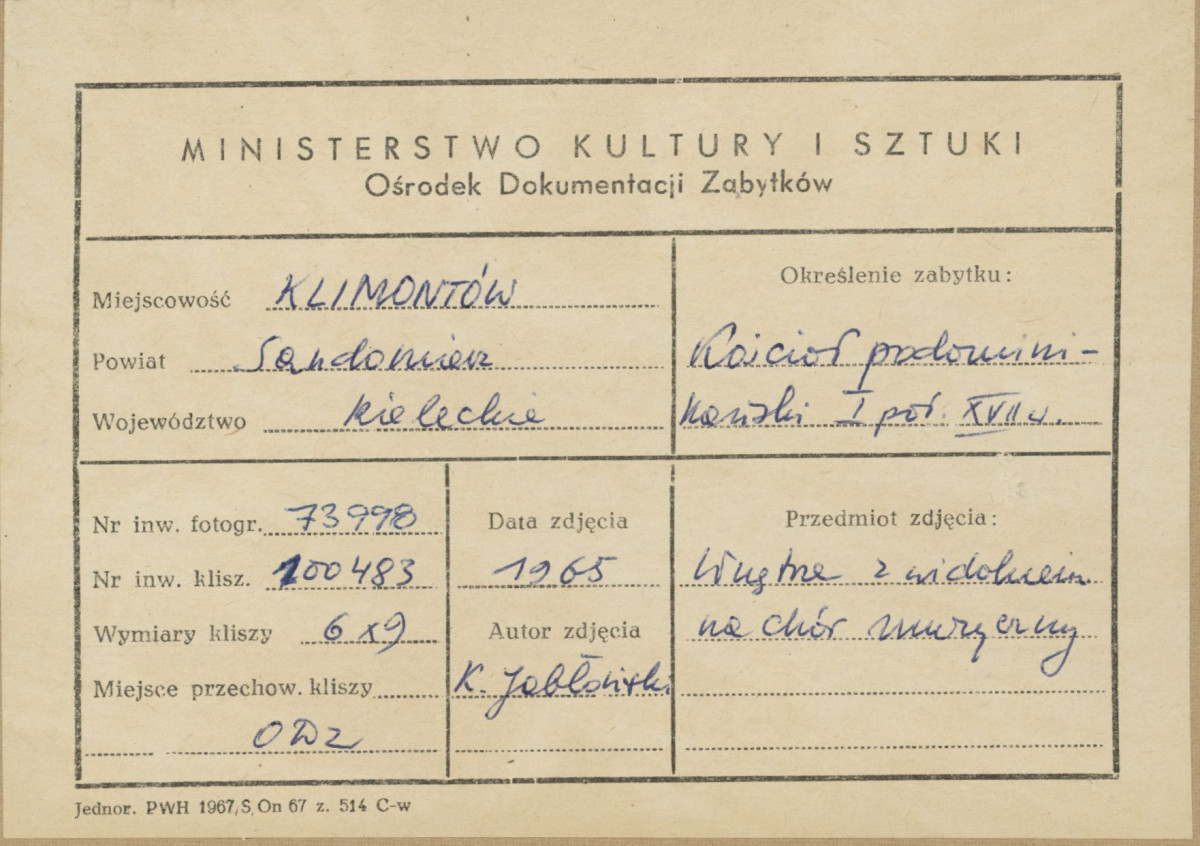 Zespół klasztorny - kościół, wnętrze, widok nawy w kierunku chóru muzycznego, - metryczka, skan 1