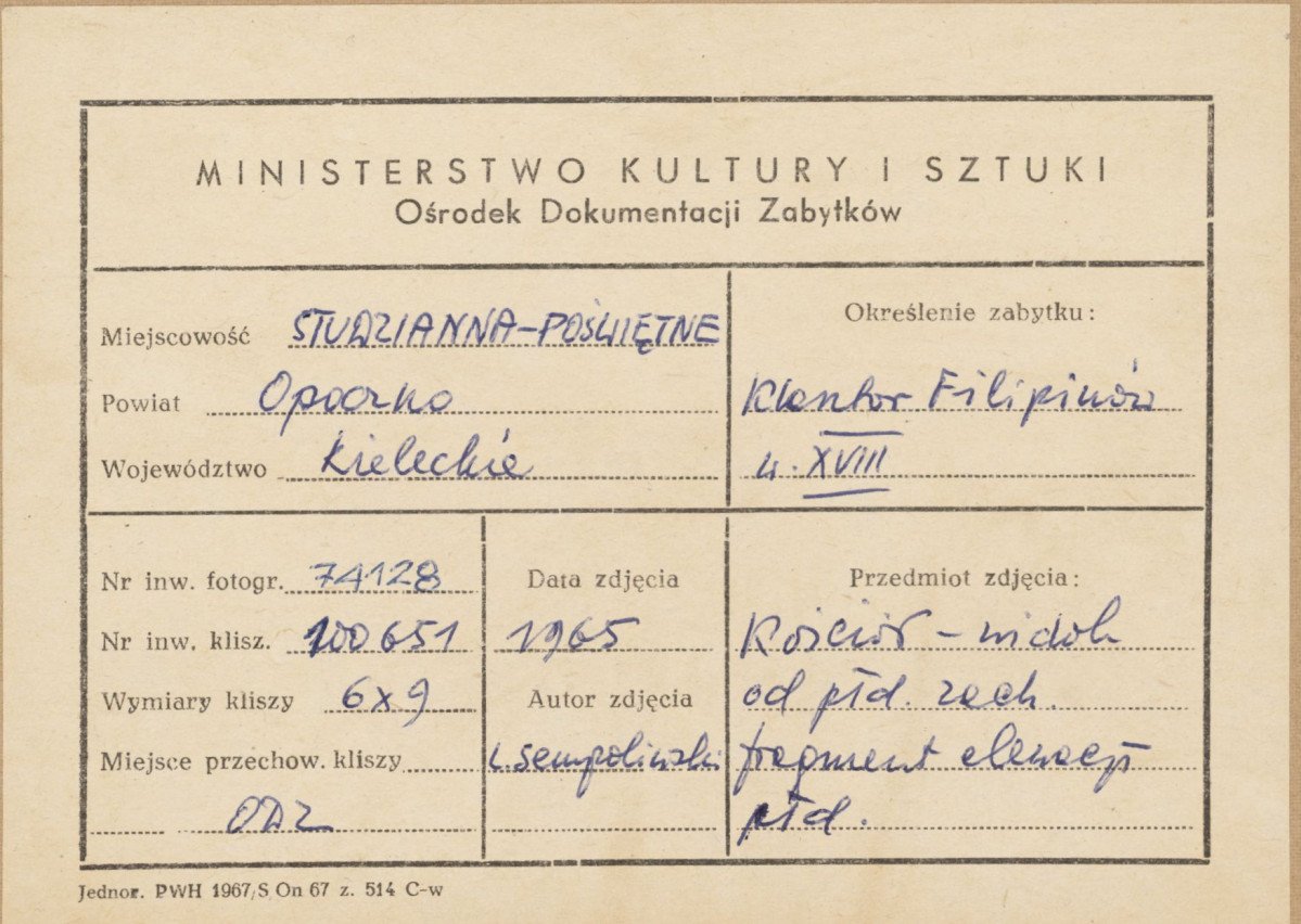 Zespół klasztorny Filipinów - widok kościoła od strony płd. - zach. - metryczka, skan 1
