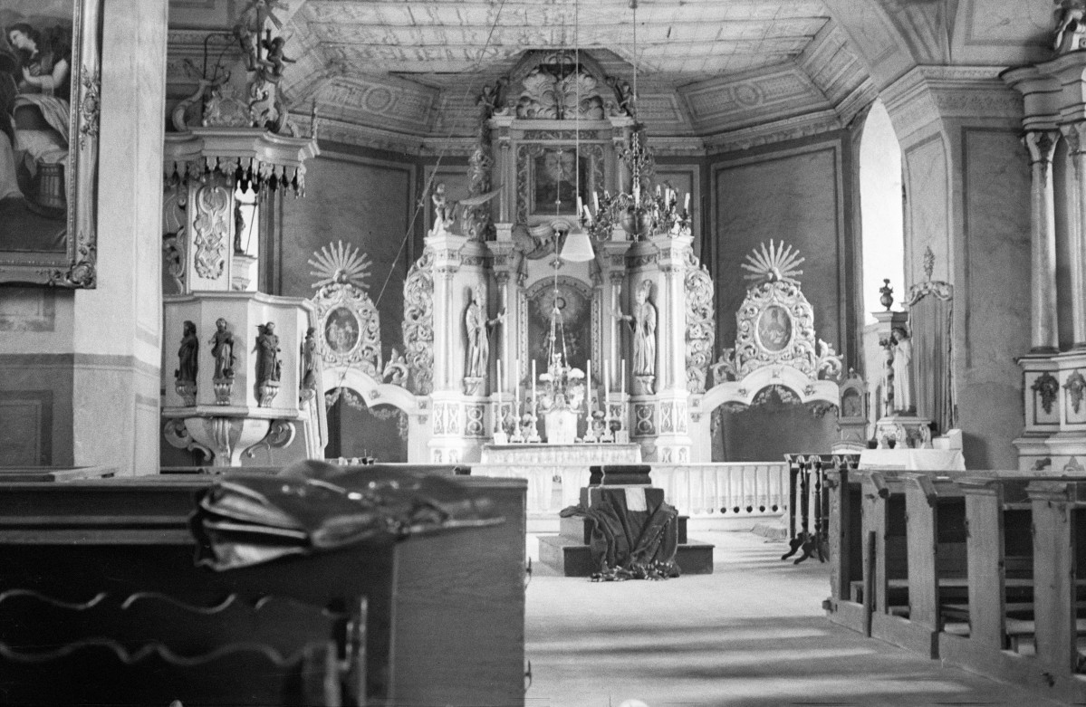 Kościół pw. św. Andrzeja - prezbiterium, skan 1