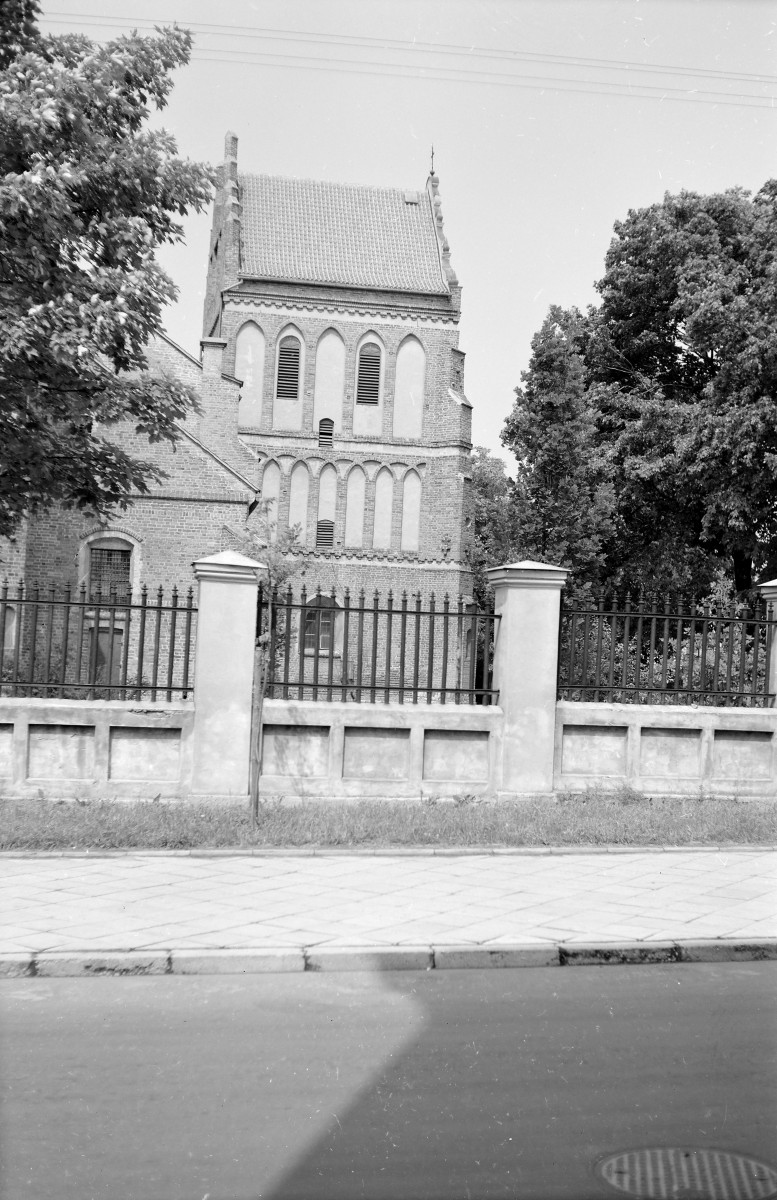 Katedra św. Michała Archanioła - dzwonnica, skan 1