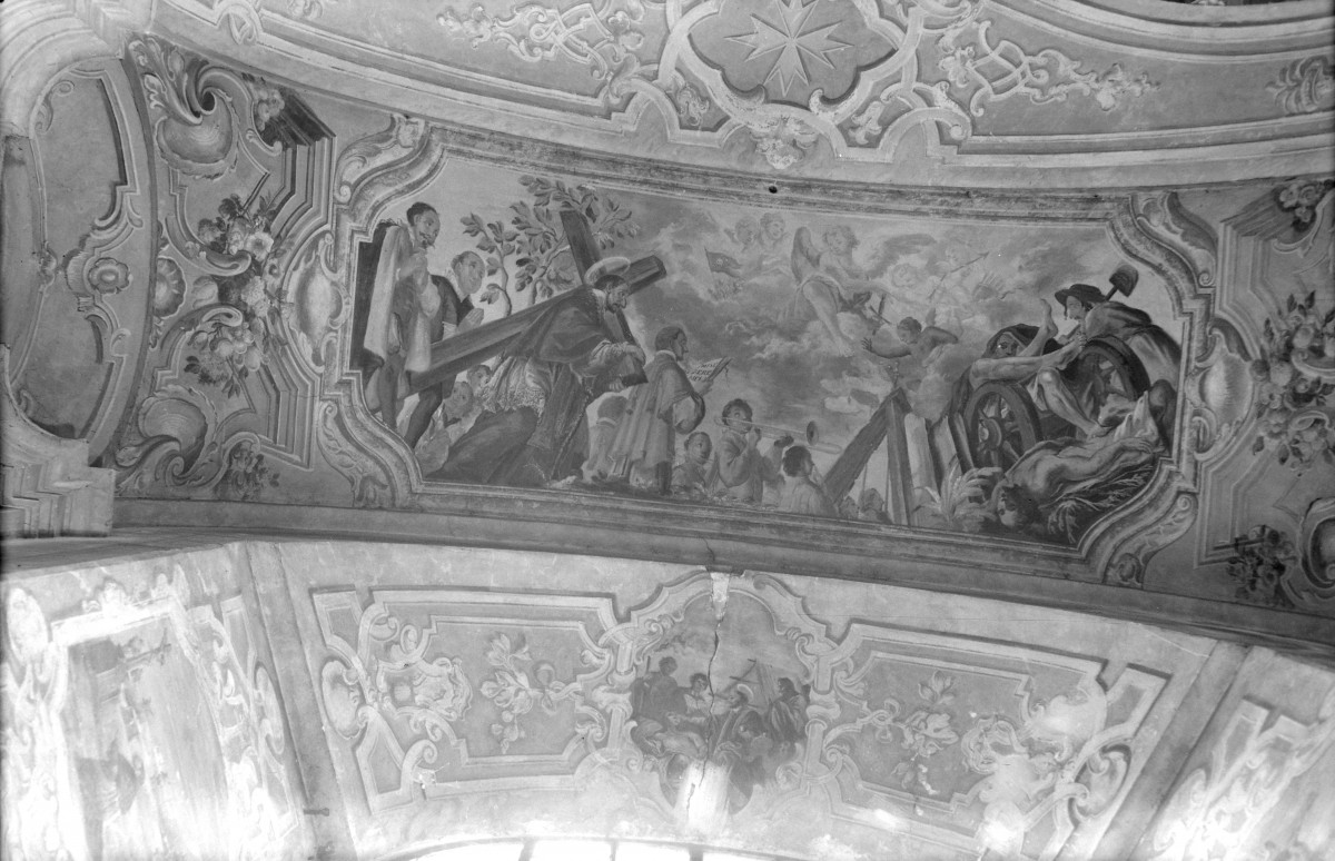 Kościół Podwyższenia Krzyża Świętego - wnętrze: fragment sklepienia, polichromia ze sceną biblijną , skan 1