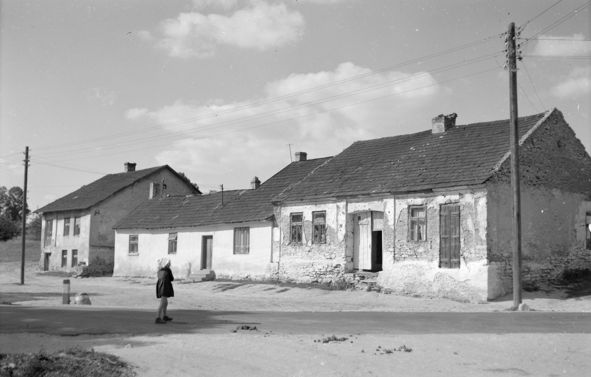 plac targowy - fragment zabudowy, skan 1