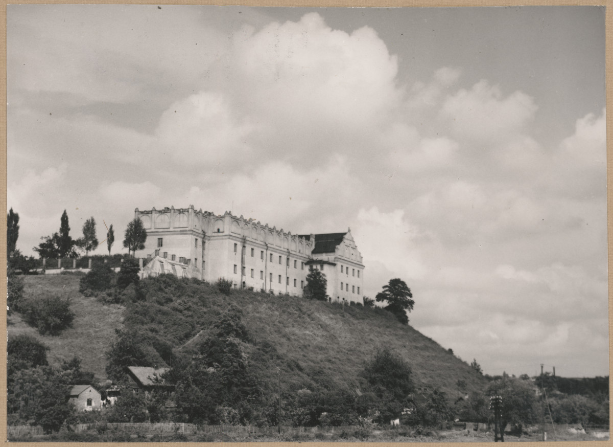 Kolegium jezuickie - Collegium Gostomianum , widok ogólny od strony płd. , skan 1