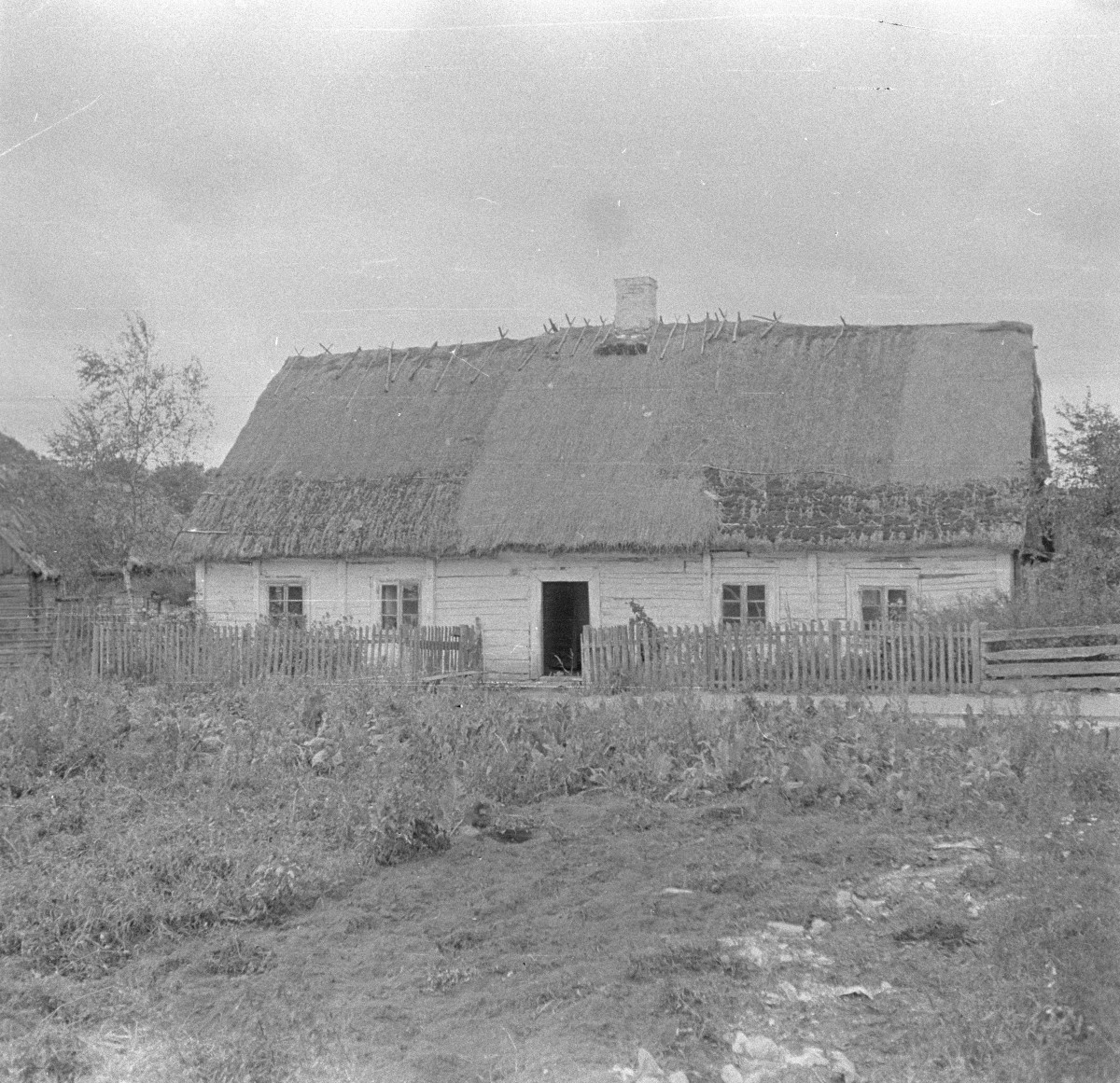 chałupa nr 10 - elewacja frontowa, skan 1