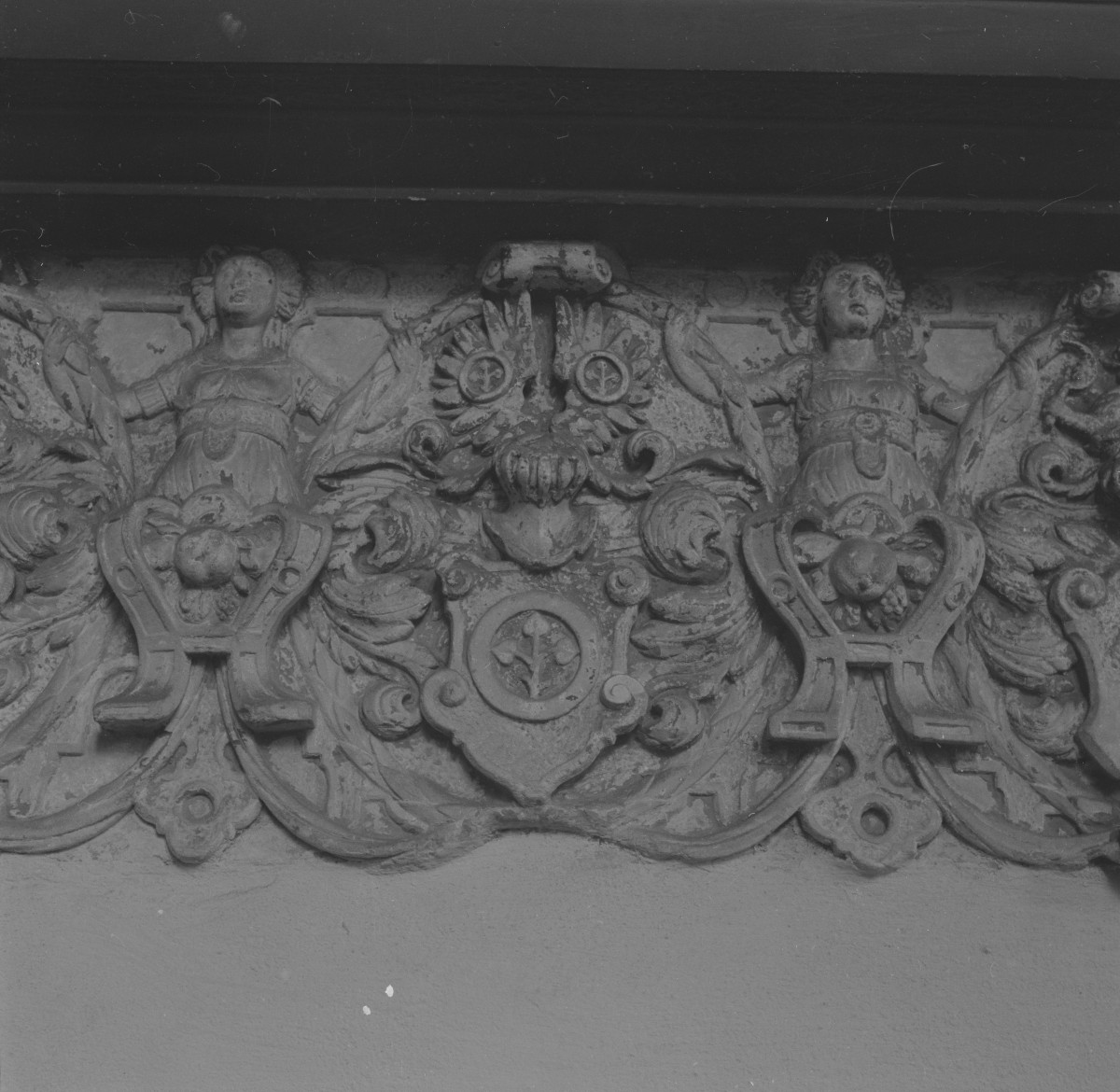 bazylika św. Elżbiety - epitafium Daniela Schillinga 1563 oraz jego dwóch żon Hedwig i Apollonii, detal, skan 1