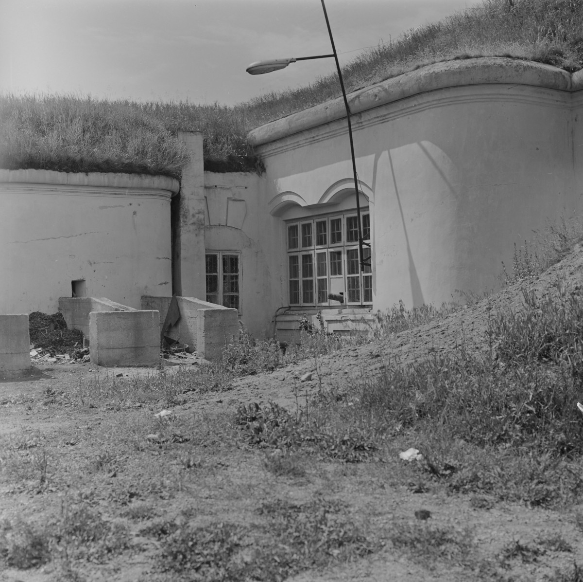 Twierdza Różan - fort nr. 1, kaponiera, fragment, skan 1