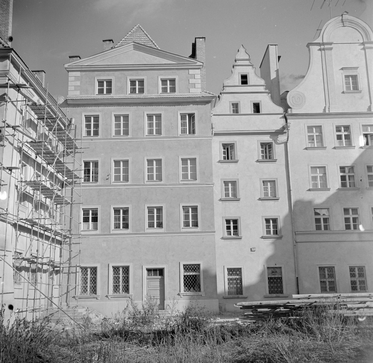 kamienice przy rynku - elewacja, skan 1