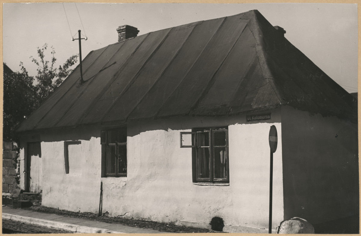 Miasto -  widok ogólny domu 

 , skan 1