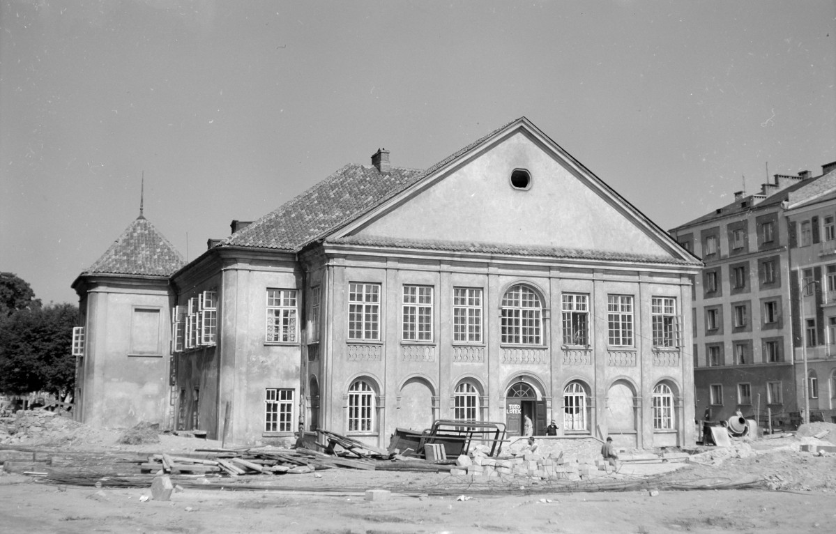 Pałac Czartoryskich - elewacja frontowa, skan 1