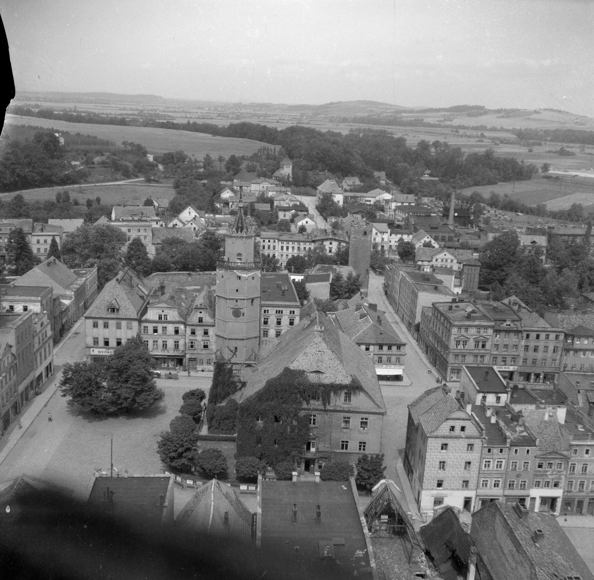 panorama miasta - wieża ratuszowa i rynek, skan 1