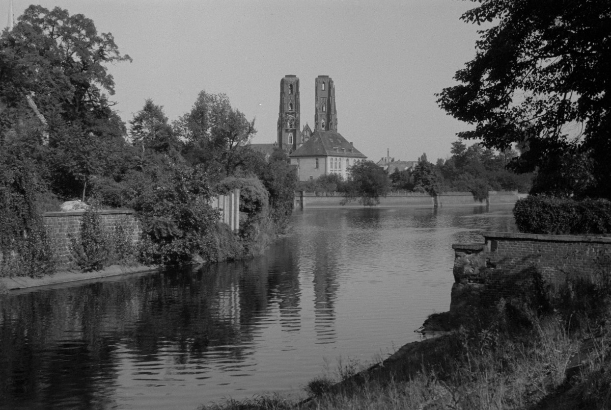 katedra -wieże i Odra, skan 1