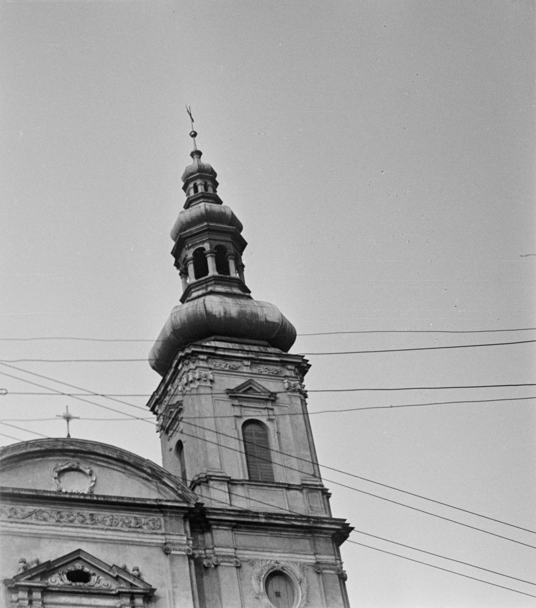 kościół Jezuitów - fragment wieży, skan 1