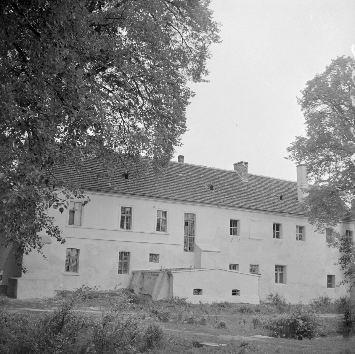 pałac - oficyna elewacja, skan 1