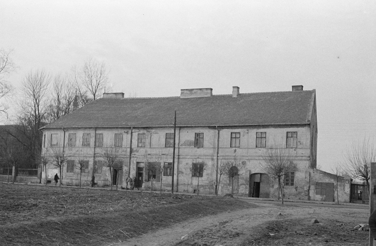 dom - elewacja frontowa, skan 1