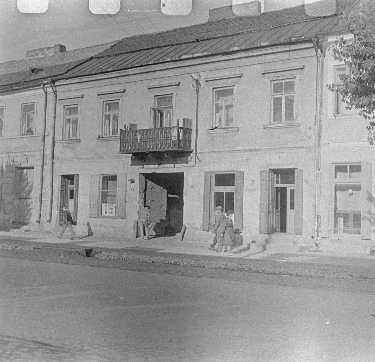 dom, kamienica ul. Kościuszki 90 - elewacja frontowa, skan 1