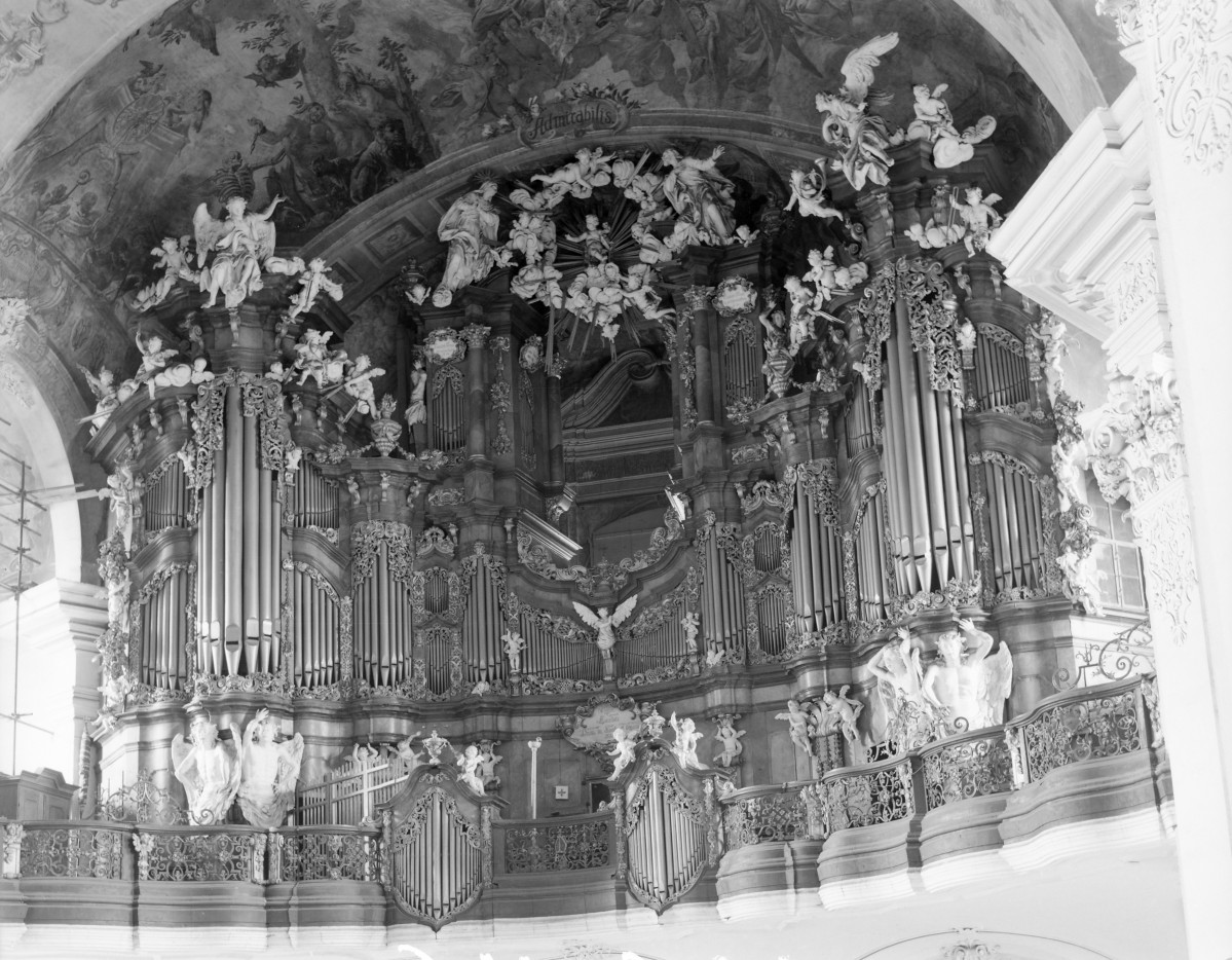 kościół, ob. parafialny pw. Wniebowzięcia Najświętszej Marii Panny - wnętrze: organy, skan 1
