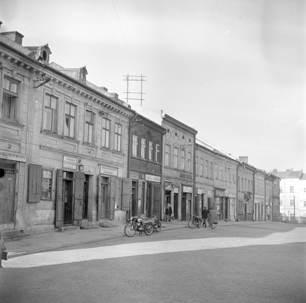 pierzeja płn. - widok ogólny, skan 1