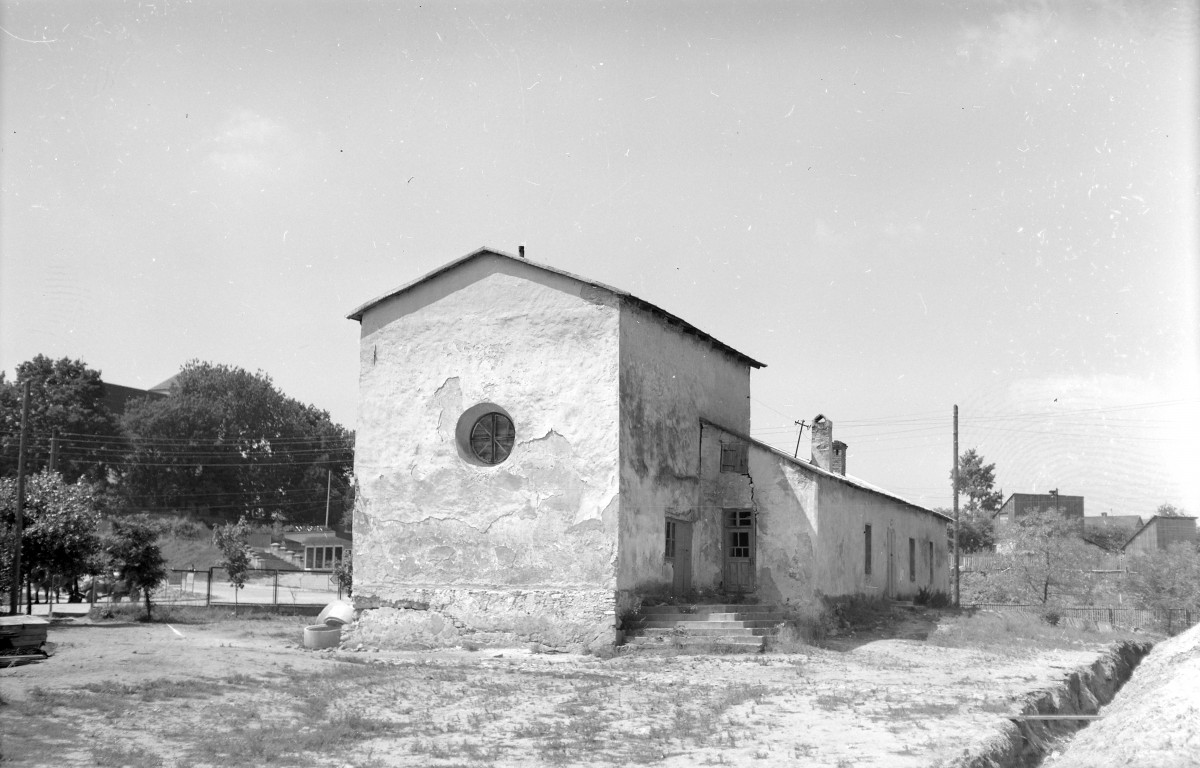 dawny kościół i szpital Św. Ducha - widok od północnego-wschodu, skan 1