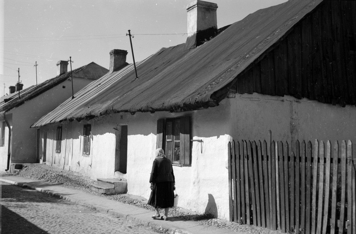 dom ul. Kołomurna 23 - elewacja frontowa, skan 1