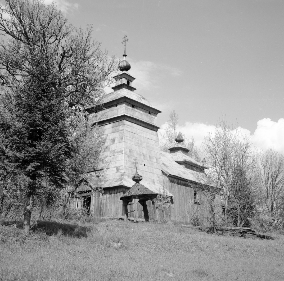 cerkiew św. Dymitra - elewacja babiniec, skan 1
