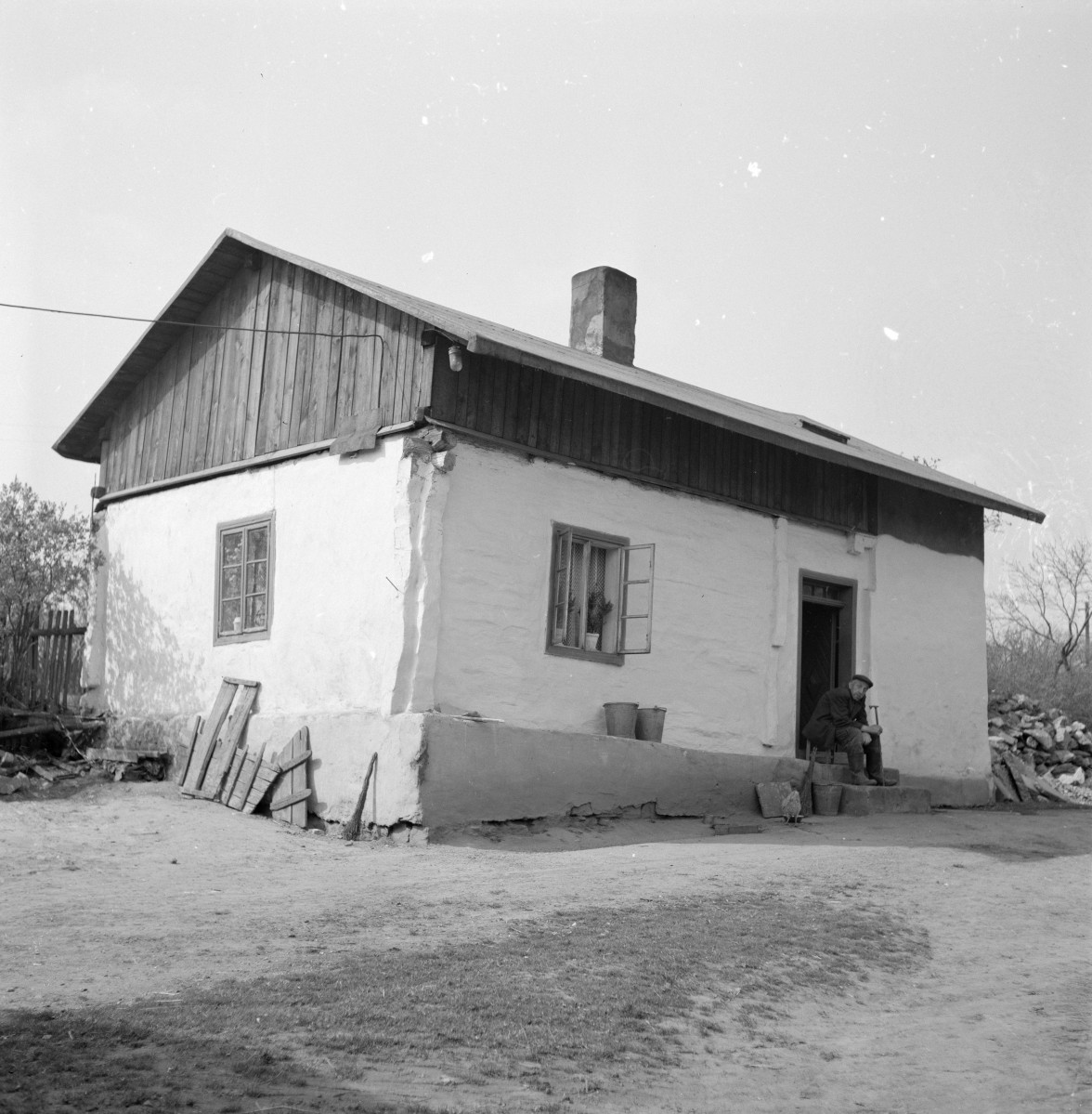 dom - elewacja, skan 1