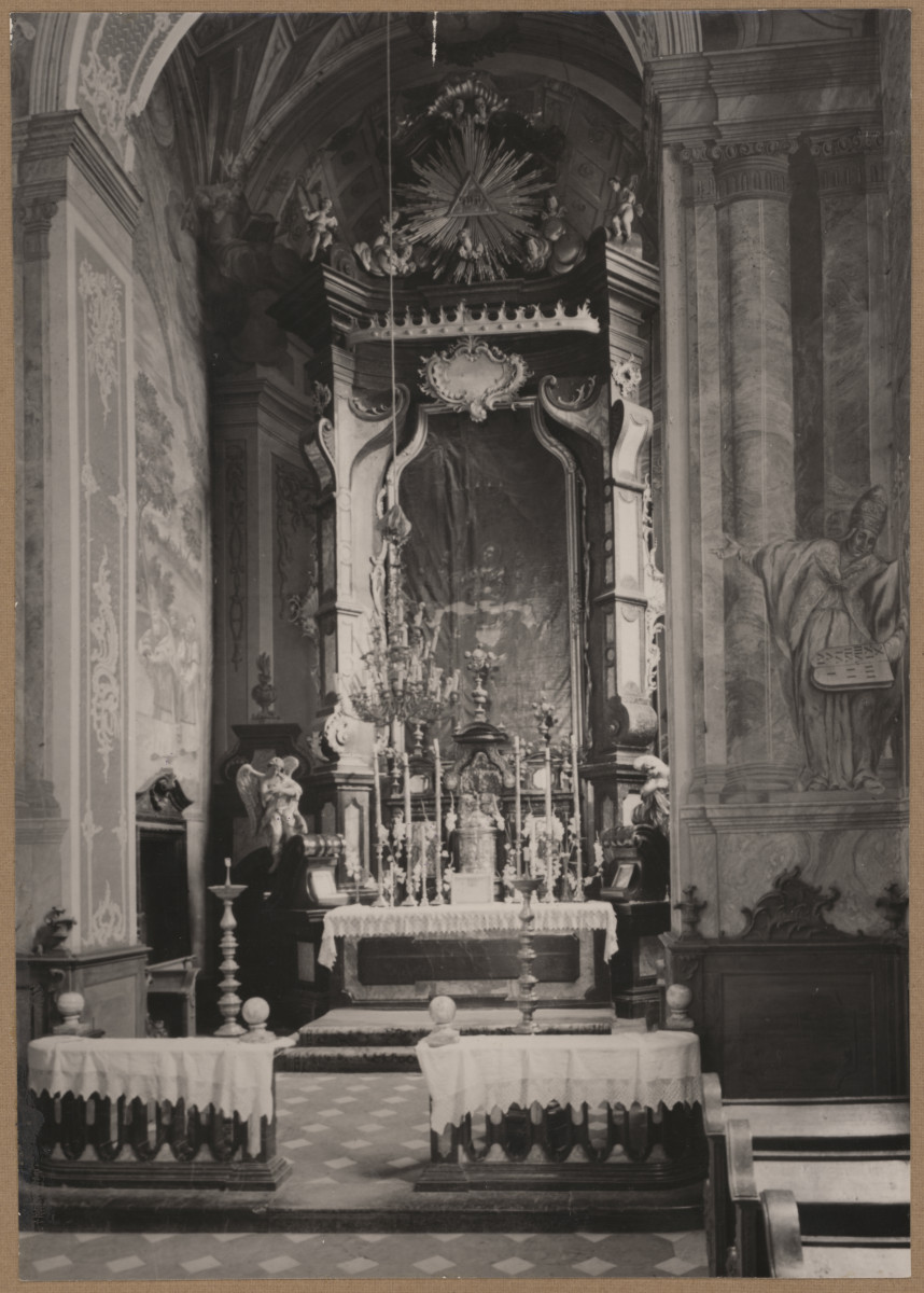 Katedra - wnętrze kaplicy mansjonarzy, skan 1