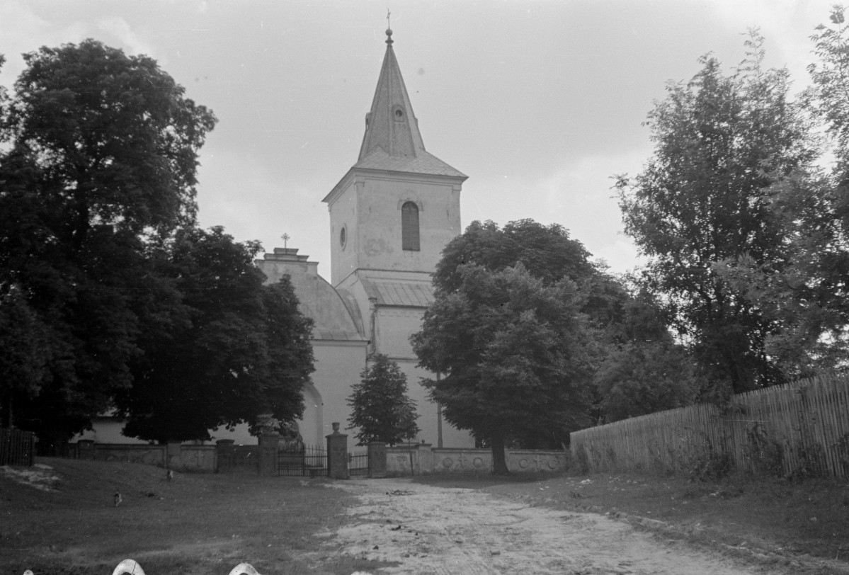 kościół parafialny, skan 1