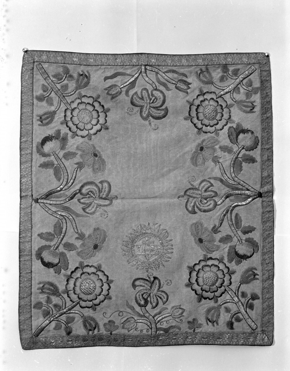 klasztor Benedyktynek - zbiory - velum, skan 1