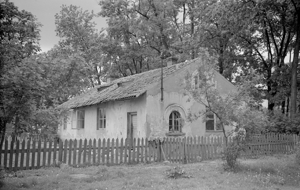 Pałac Lubomirskich - zabudowa gospodarcza, skan 1