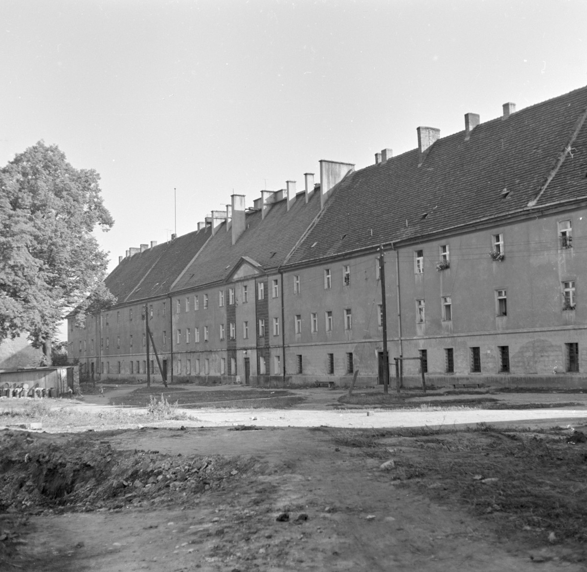 stare koszary fryderycjańskie - elewacja, skan 1