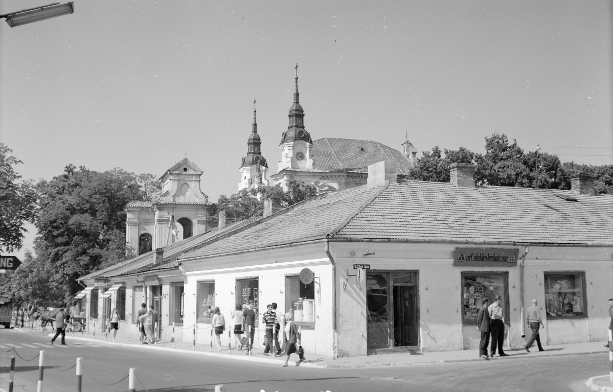 rynek - narożnik południowo-zachodni - fragment zabudowy, skan 1
