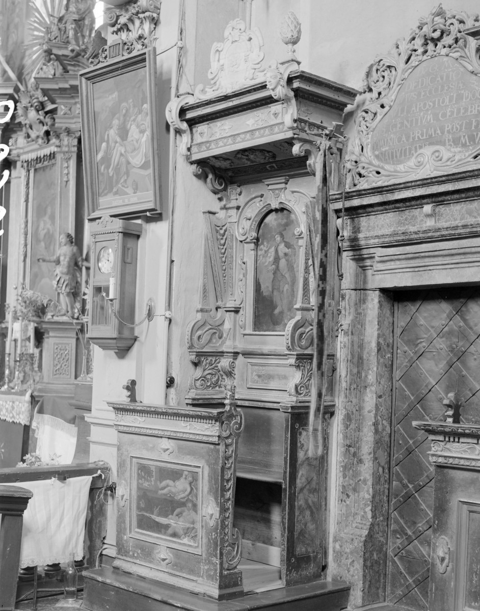 kościół parafialny pw. Nawrócenia św. Pawła - wnętrze: stalle, skan 1