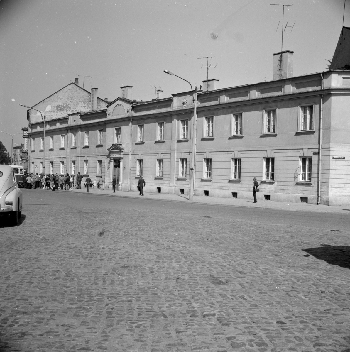 kamienica - elewacja frontowa, skan 1