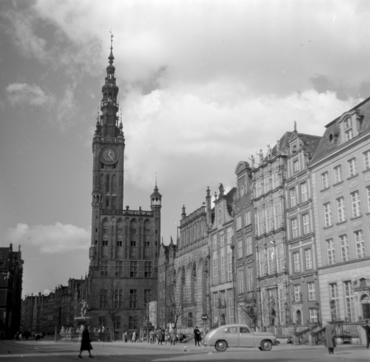 ratusz - wieża, skan 1