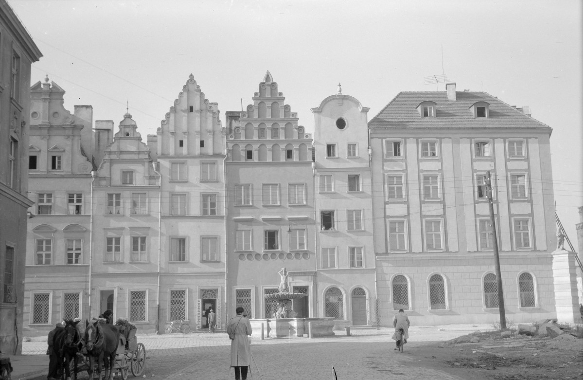 kamienice - elewacje frontowe, skan 1