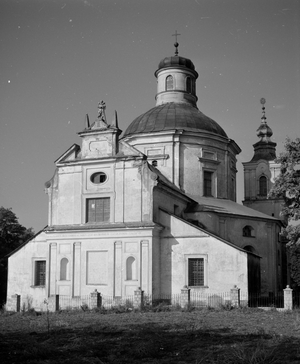 Kościół św. Józefa - elewacja od strony prezbiterium, skan 1