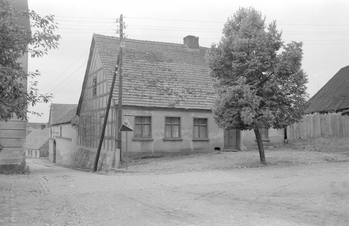 dom - elewacja ryglowa, skan 1