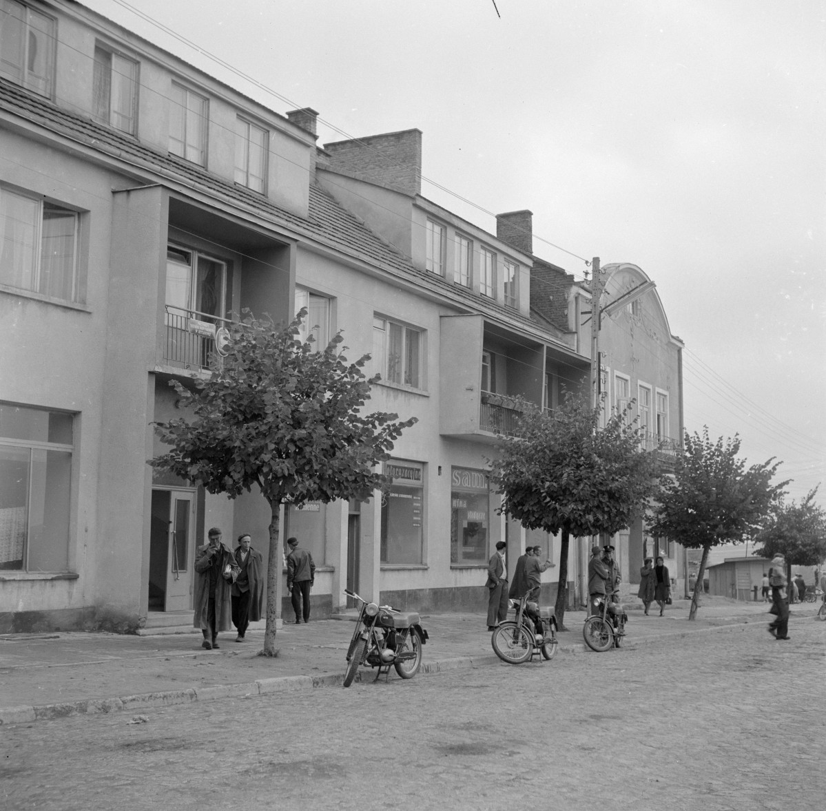 pierzeja rynku, skan 1