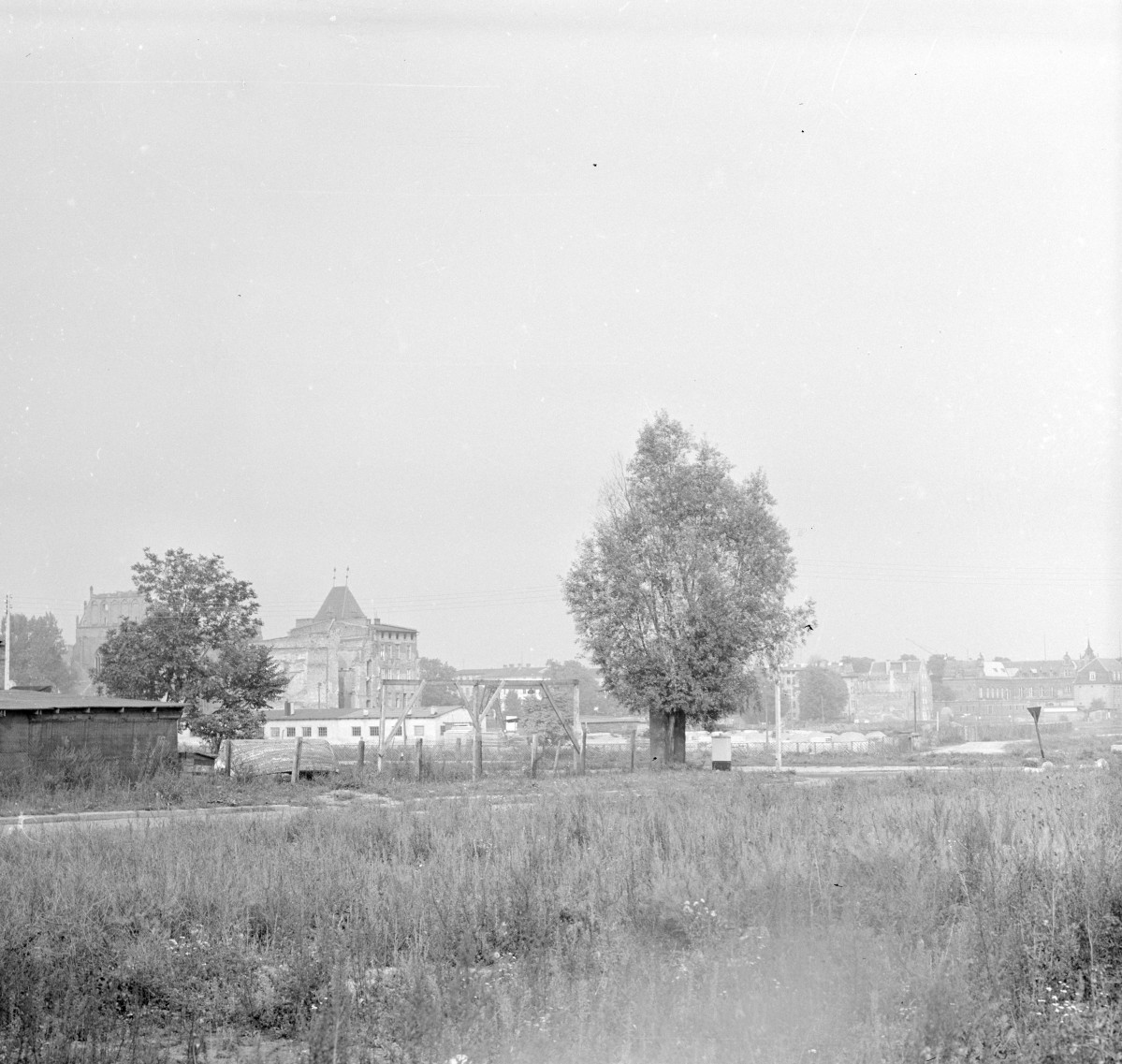 panorama starego miasta od zachodu - odcinek A, skan 1