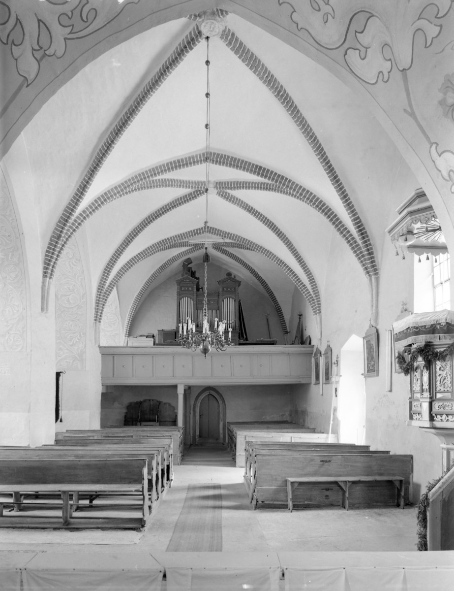 kościół św. Mikołaja - chór, prospekt organowy, skan 1