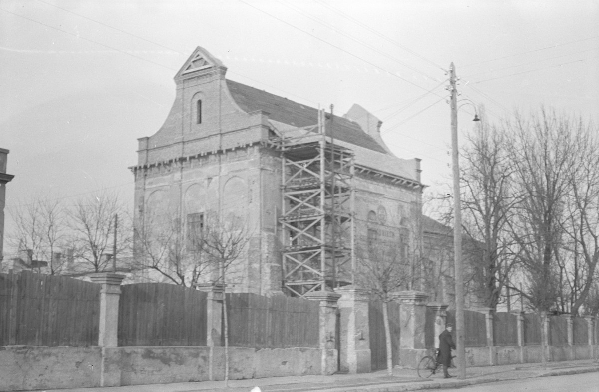 kościół oo. dominikanów - elewacja, skan 1