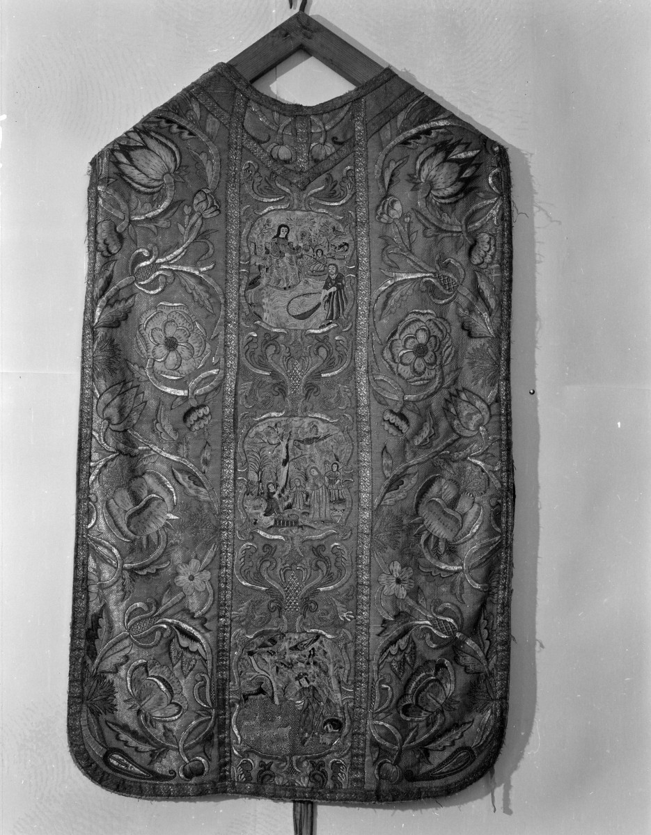 klasztor Benedyktynek - zbiory - ornat barokowy, skan 1