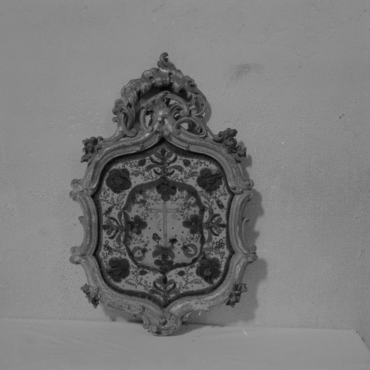 Bazyliki Wniebowzięcia NMP - wnętrze: relikwiarz, skan 1